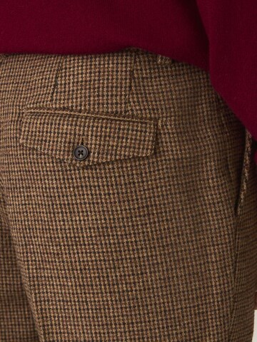 Regular Pantalon à plis Next en marron