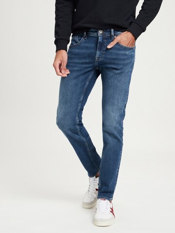 Cross Jeans Slim fit Jeans ' E 197 ' in Blue: front