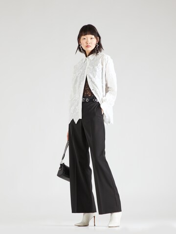 Wide leg Pantaloni cu dungă 'VISIVO' de la Weekend Max Mara pe negru