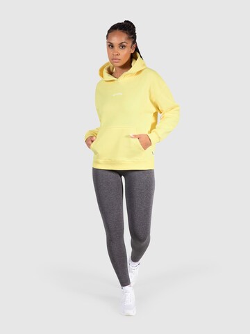 Sweat-shirt 'Jacey' Smilodox en jaune
