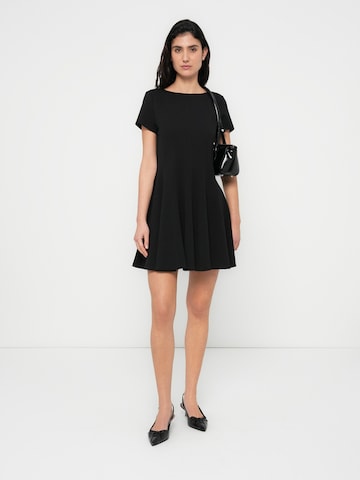 ONLY Dress 'ONLEVI' in Black