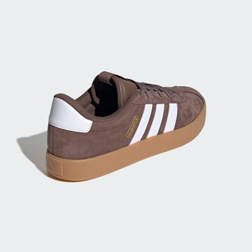 ADIDAS SPORTSWEAR - Sapatilhas baixas 'VL Court 3.0' em castanho