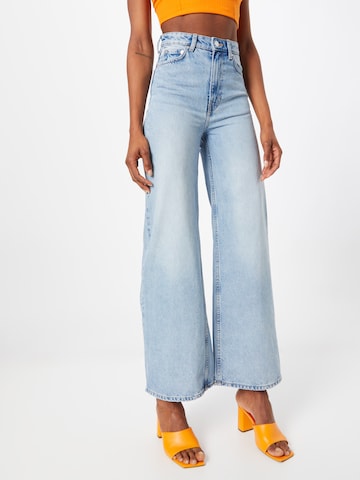 WEEKDAY Wide leg Jeans 'Ace Summer' in Blue: front