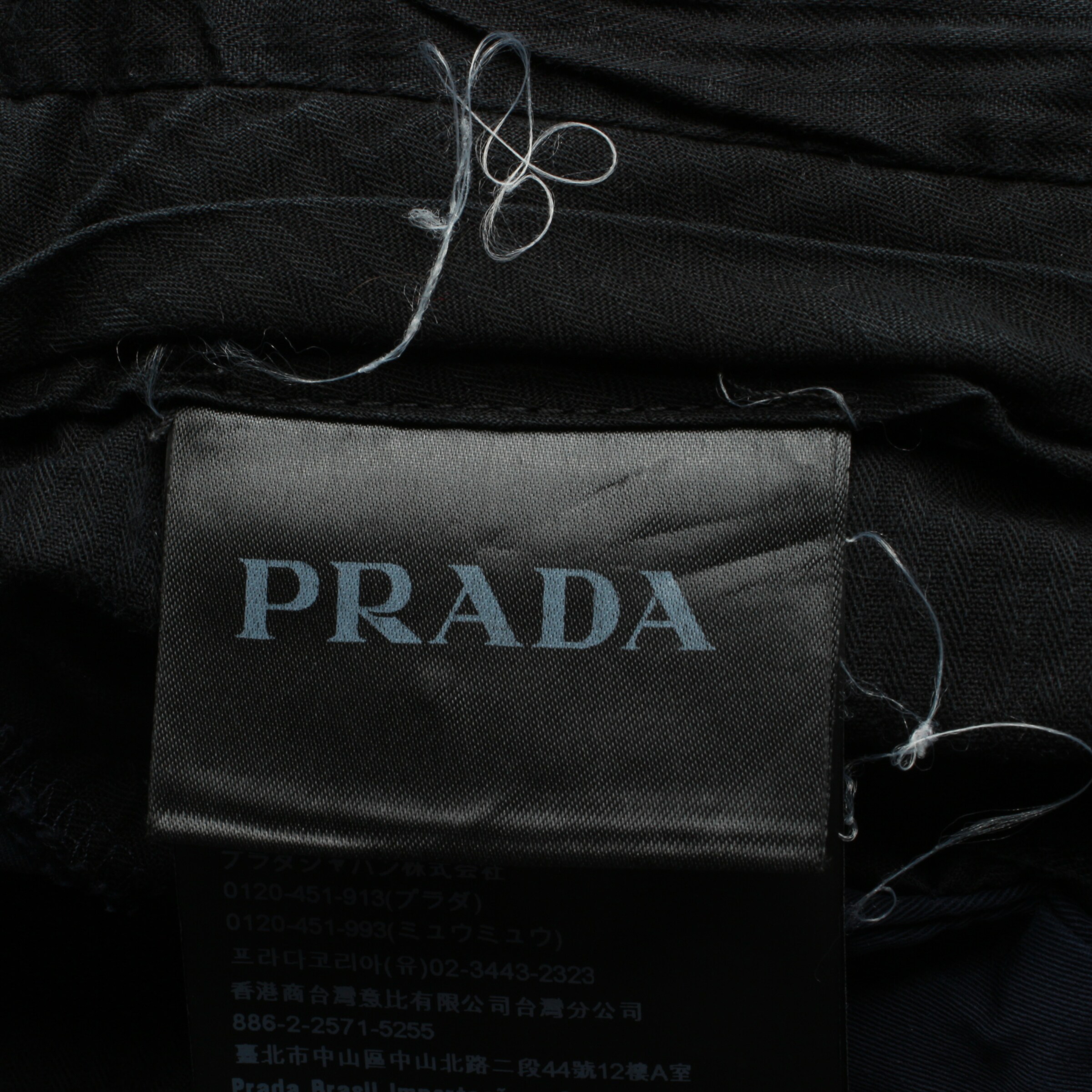 PRADA Pants in 38 in Blue