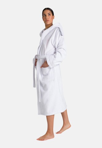 ARENA Athletic Robe 'CORE SOFT ROBE' in White
