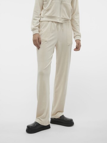 Regular Pantalon 'ATHENA' VERO MODA en beige