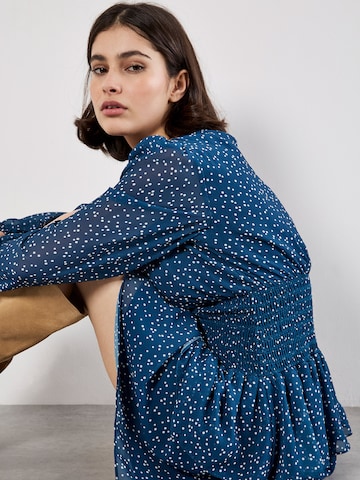 Apricot Dress ' ' in Blue