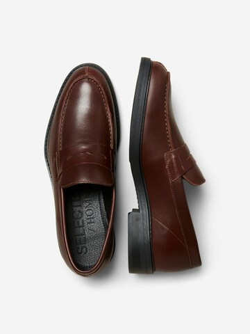 SELECTED HOMME Slip-ons in Brown