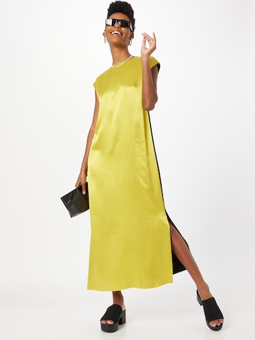 Warehouse - Vestido em amarelo