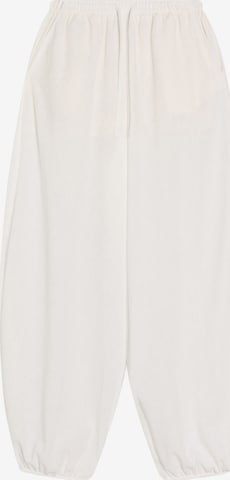 Bershka Tapered Bukser i hvid: forside