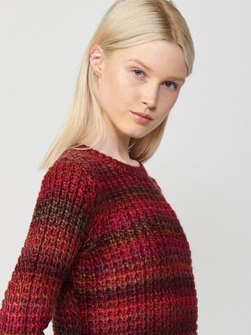 Pull-over KOROSHI en rouge