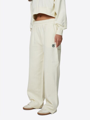 regular Pantaloni di Good For Nothing in beige