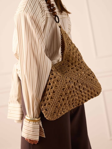 MANFIELD Shoulder Bag in Beige