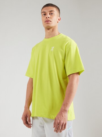 On T-Shirt 'Club T' in Grün