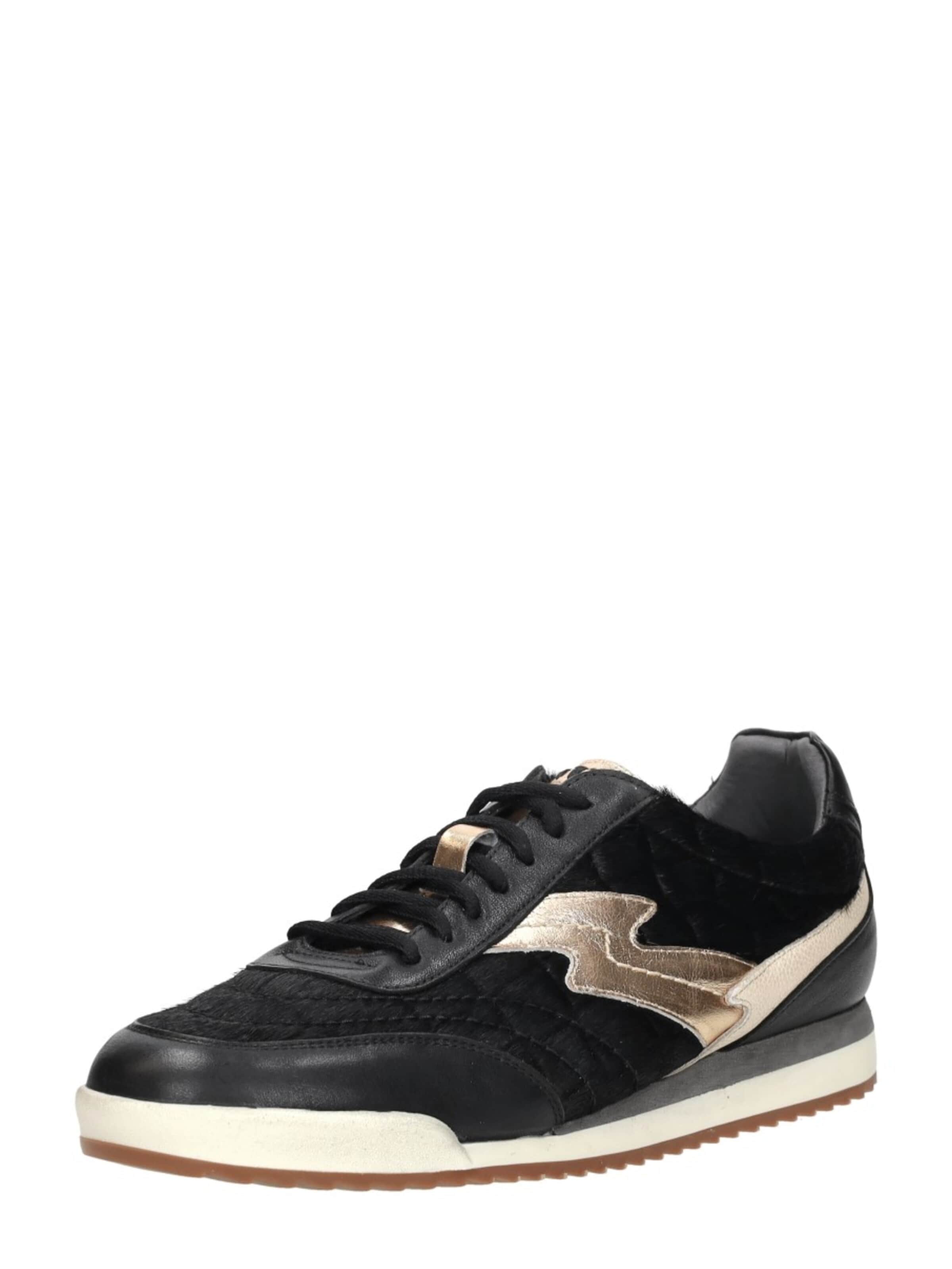 Iqonic Sneakers 'Cosmo 2' in Black