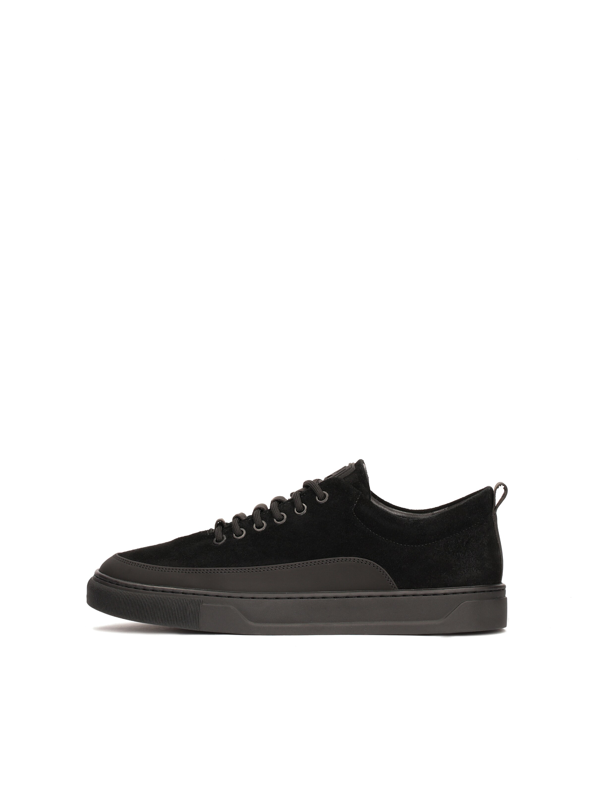 Kazar Sneakers in Black: front