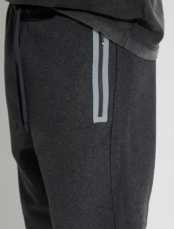 Koton Tapered Trousers in Grey