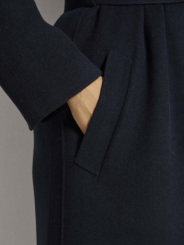 MADELEINE Tussenmantel in Blauw