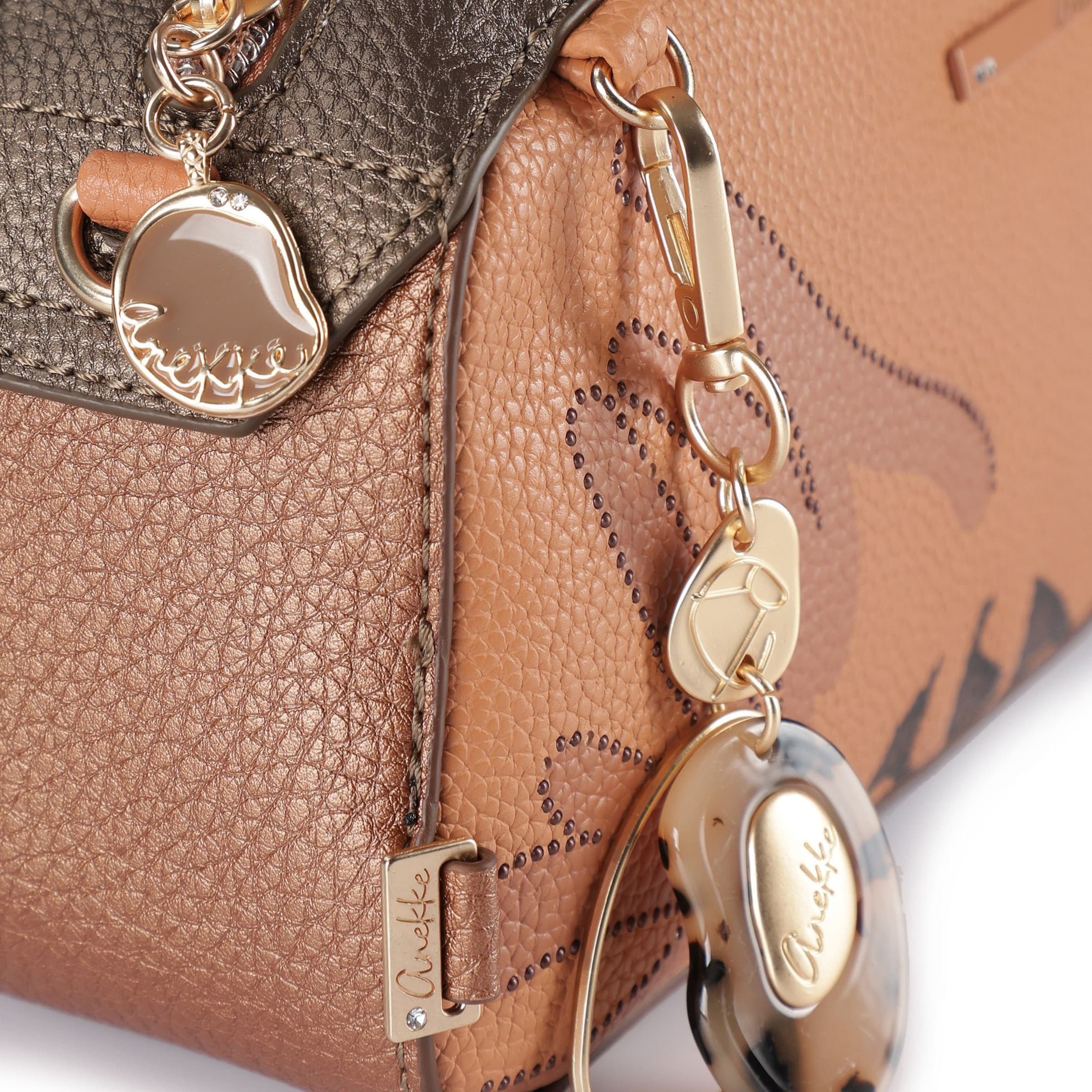 Anekke Shoulder Bag 'Gaia' in Brown