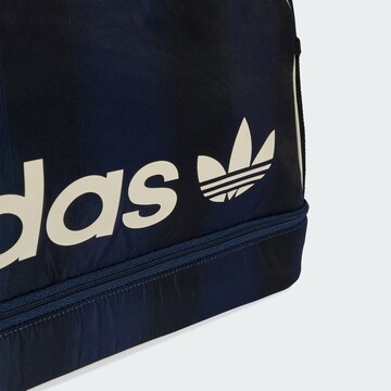 ADIDAS ORIGINALS Weekender in Blue