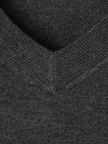 MANGO Pulover 'MILO' | siva barva