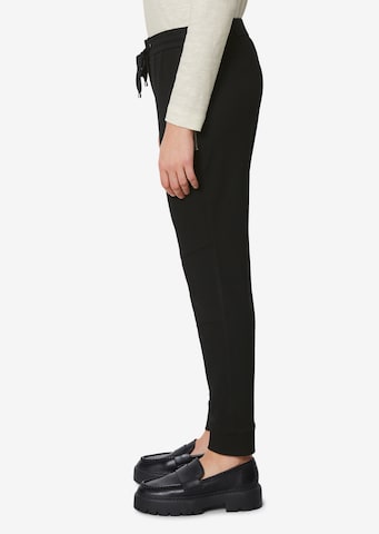 Marc O'Polo Tapered Pants 'LONTTA' in Black