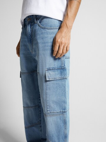 Loosefit Jeans cargo Bershka en bleu