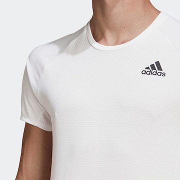 ADIDAS SPORTSWEAR Toiminnallinen paita 'Runner' värissä valkoinen