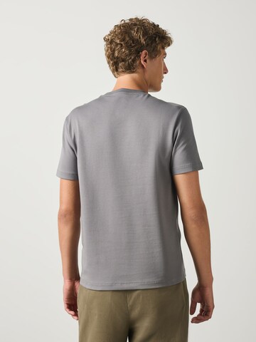 Next T-Shirt 'Motionflex' in Grau