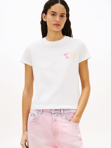 Tricou de la Tommy Jeans pe alb: față