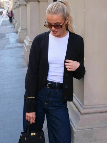 Cardigan ' Knitted Cardigan ' TEESHOPPEN en noir