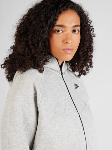 Nike Sportswear Athletic Zip-Up Hoodie in Grey