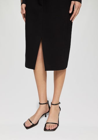 s.Oliver Skirt in Black: front