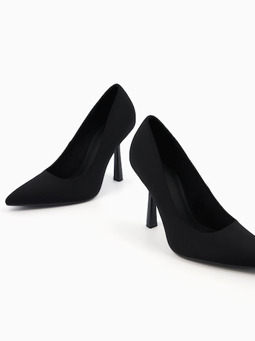 Bershka Pumps in Black