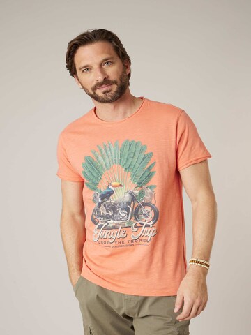 T-Shirt 'AVENTURA' Deeluxe en orange : devant