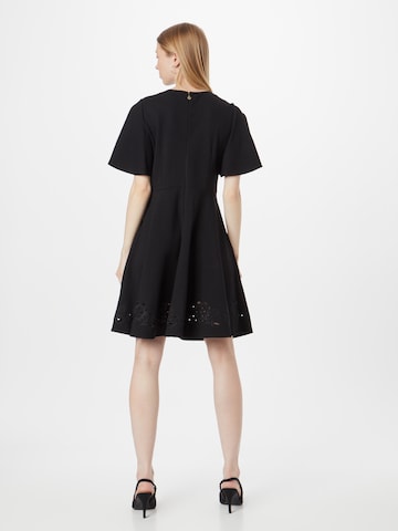 Rochie de la Kate Spade pe negru