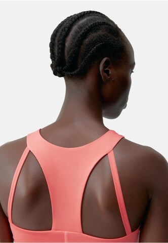 Born Living Yoga Sports top 'Gadea' in Orange