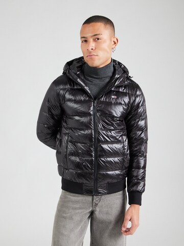 Tommy Jeans Übergangsjacke in Schwarz: Vorderseite