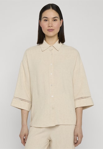 Estelou Blouse in Beige: front
