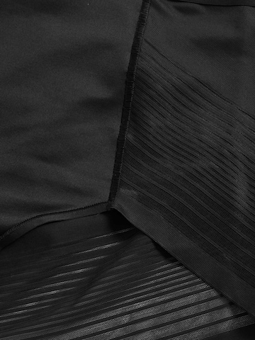 Pantaloni modellanti di Marks & Spencer in nero
