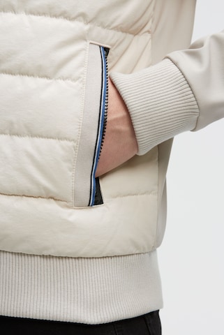 CAMP DAVID Talvitakki värissä beige