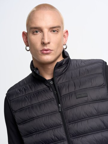 BIG STAR Bodywarmer ' JAXOON ' in Zwart