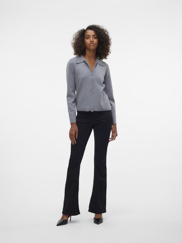 VERO MODA Flared Jeans 'SIGI' in Zwart