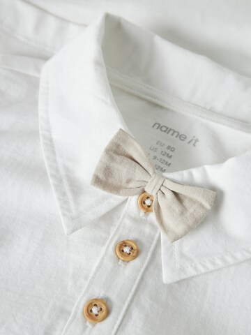 Barboteuse / body 'NBMNoller' NAME IT en blanc