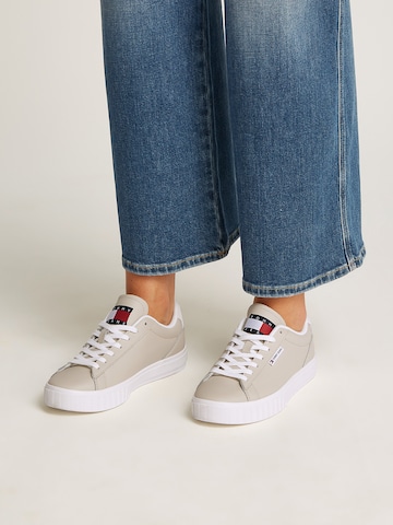 Sneaker bassa 'Essential' di Tommy Jeans in beige