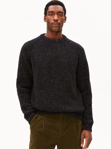 ARMEDANGELS Sweater 'Kiaano' in Black: front