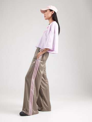 ADIDAS ORIGINALS Широкий Штаны в Зеленый