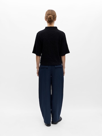 OBJECT Top in Zwart