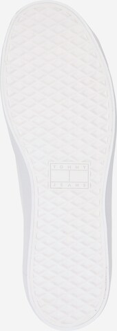 Tommy Jeans Ниски маратонки 'Essential' в бяло