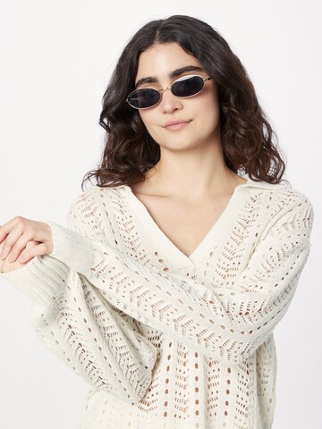 BRAVE SOUL Sweater in Beige